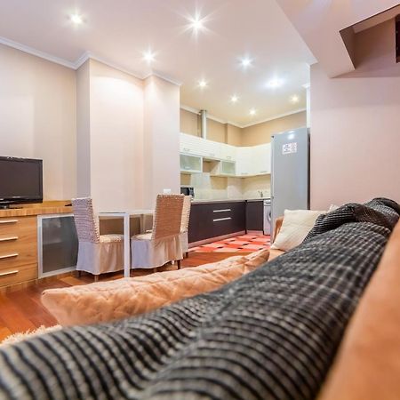 Трехкомнатная Квартира На Крещатике Kiev Extérieur photo