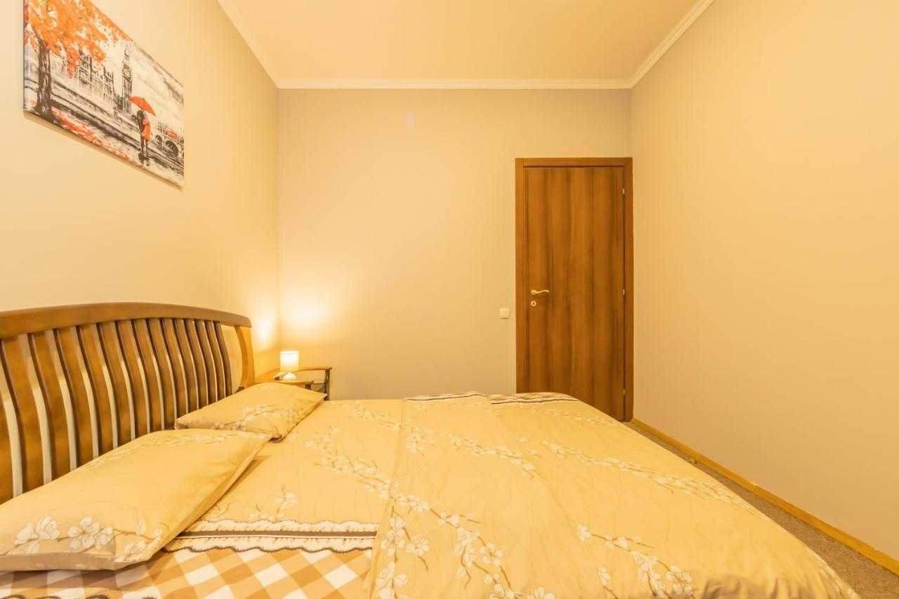 Трехкомнатная Квартира На Крещатике Kiev Extérieur photo
